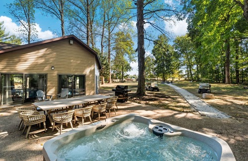 Cory House | Deer Run Lodge/Indoor Pool/Hot Tub/Sauna