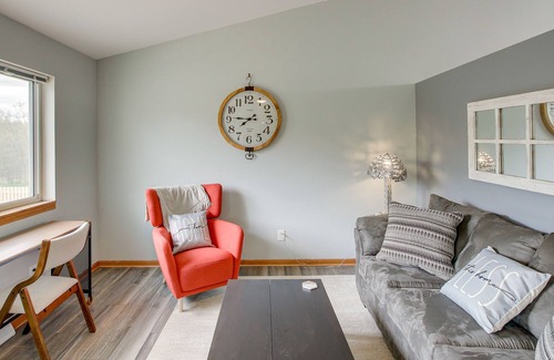 Deerfield House | Deerfield Home Rental w/ Fire Pit & Hot Tub!