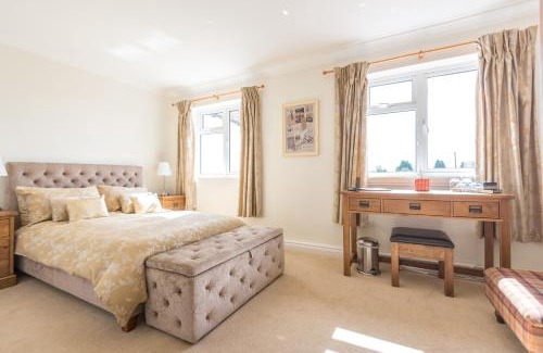 Deighton House | Deighton Lodge