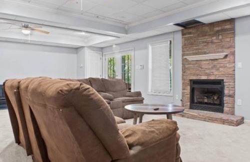 Jonesboro House | Deja Blue on Summit Ridge