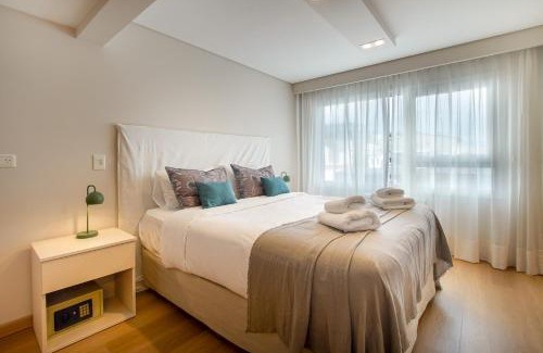 Centro Apartment | Del Centro Aparts