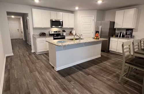 Crestview House | Delightful 4-bedroom house with AC in Crestview