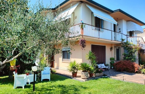 Lonigo House | Delightful Apartment for Tourist Rental