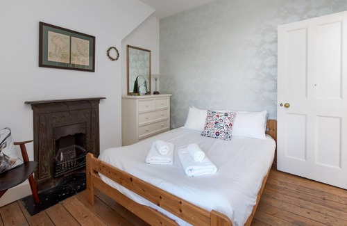 South Richmond House | Delightful family home in picturesque Richmond by UnderTheDoormat