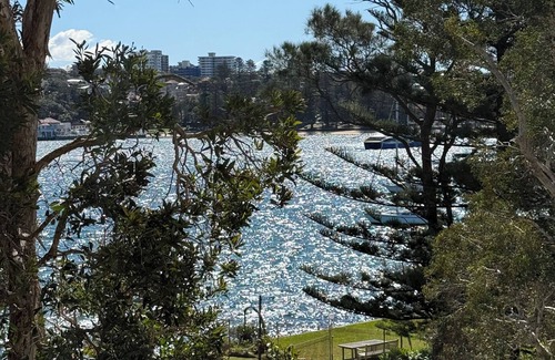 Manly Apartment | Delightful studio on the harbour