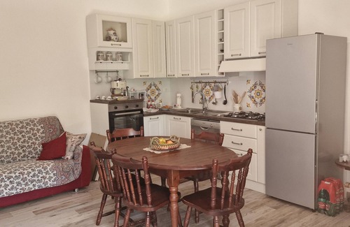 Latina Lido Villa | delightful three-family cottage in the green