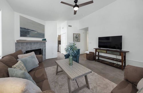 Dove Mountain House | Delightful Vacation Home - Trails, Golf & Dining!