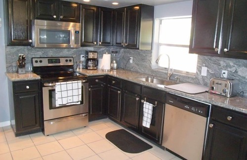 Delray Beach House | Delray Beach Heated Pool Home 4 King Bedrooms/3 Full Bathrooms Sleeps 8 Adults
