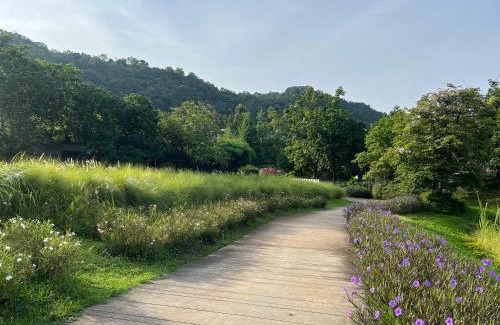 Phaya Yen Apartment | Deluna 23degree by The valley khao yai