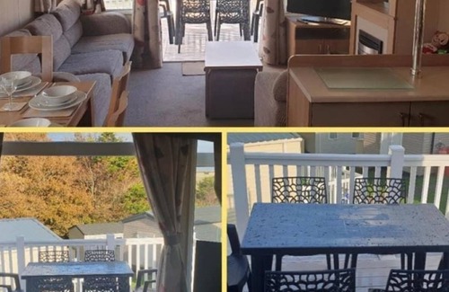 Exmouth House | Deluxe 3bed 1.5bath Caravan, Full wraparound decking, Seaviews, Bedding inc
