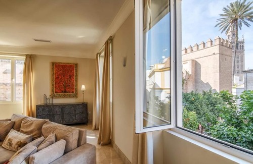Santa Cruz Apartment | Deluxe Apartment Cathedral Views - PUERTA PRINCIPE LUXURY