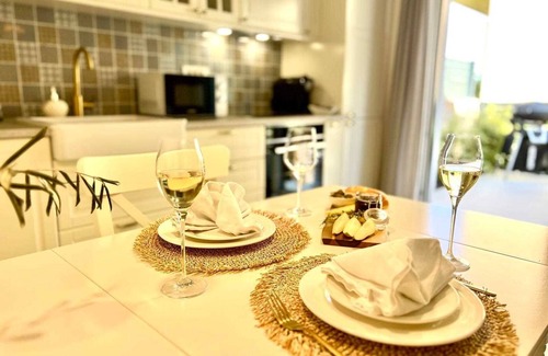 Vantacici Apartment | Deluxe Apartment I. near the beach with Jacuzzi