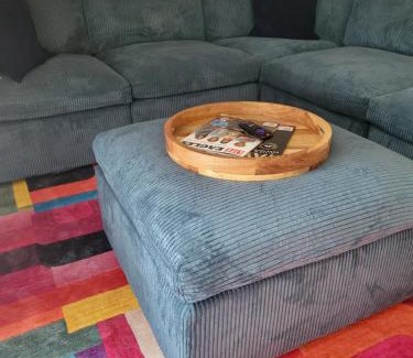 Rogers Apartment | Deluxe Apt, King Bed, Pool, Gym,free "p"