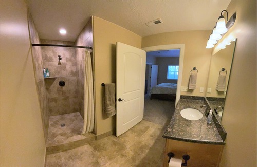 Fairpark Condo | Deluxe Downtown Condo Close to Everything!