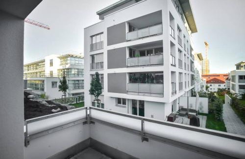 Heilbronner Straße Apartment | Deluxe Ferienwohnung Apartment Stuttgart Centre/Milaneo