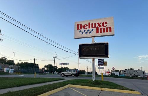 Nebraska City Hotel | Deluxe Inn Capital O Nebraska City I 29