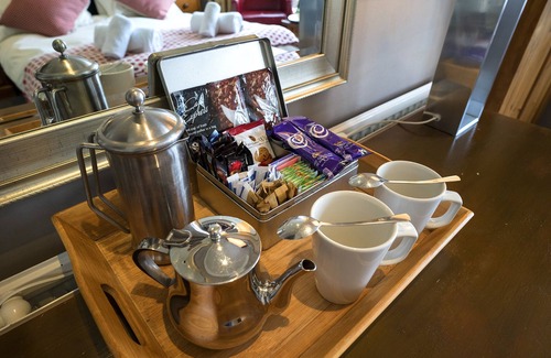 Scarborough House | Deluxe King Ensuite with Sea View at The Helaina