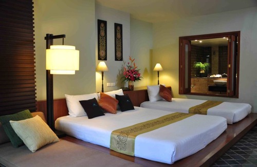 Patong Hotel | Deluxe Royal Triple Room #05