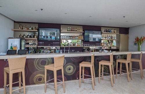 Cartagena District Condo | Deluxe Sonesta 2BD Condo / Hotel Amenities & Beach