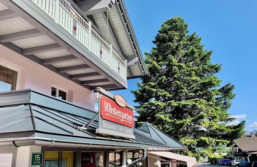 Bolsterlang Apartment | Deluxe triple room with balcony