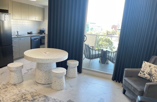 Newcastle Apartment | Deluxe Two Bedroom Apartment