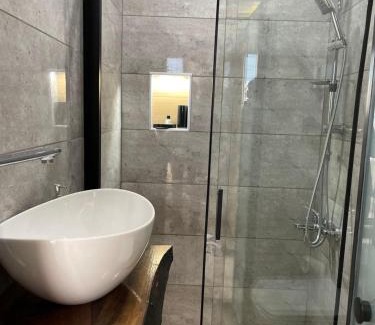 Old City Hotel | Deluxe Valeria
