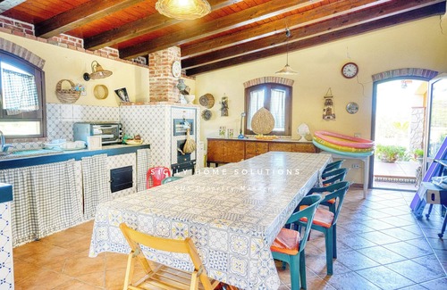 Partinico Villa | Deluxe Villa with Salata Pool Large Green Spaces By Sicily Home Solutions