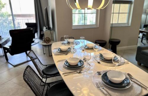 Aventura Apartment | Deluxe Yacht Club Condo Near the Beach