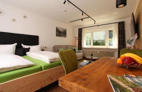 Sonthofen Apartment | #demmi´s Zirbenstube