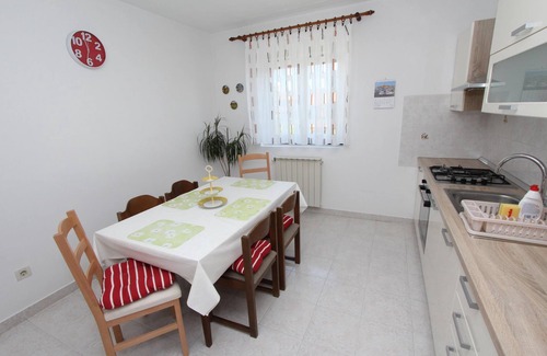 Rovinj Apartment | DENISE Two-Bedroom Apartment with Balcony