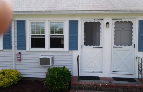 Dennis Port Apartment | Dennisport - Studio Condo w kitchenette - Walk to beach