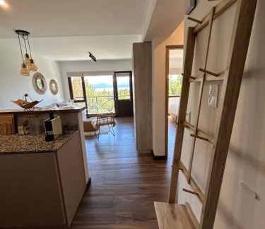 San Carlos de Bariloche Apartment | Departamento HOME - Vista Lago y Bosque -