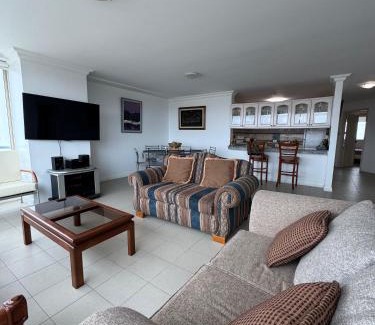 Salinas Apartment | Departamento 1 cuadra de Salinas