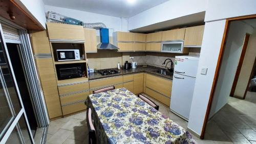 Las Toninas Apartment | Departamento 11 - Av 1 - Grupo DEL SALVADOR