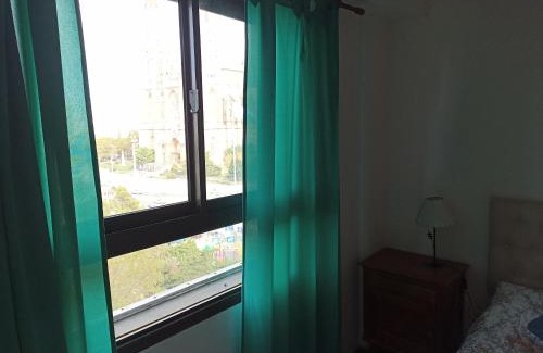 La Plata Apartment | Departamento Plaza Moreno con balcón