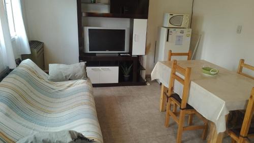 Los Antiguos Apartment | Departamento por día ruta 41