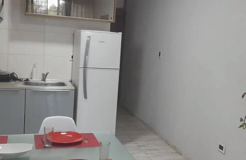 Mendoza City Center Apartment | Departamento temporal ubicado frente al Parque Central de la Ciudad de Mendoza.