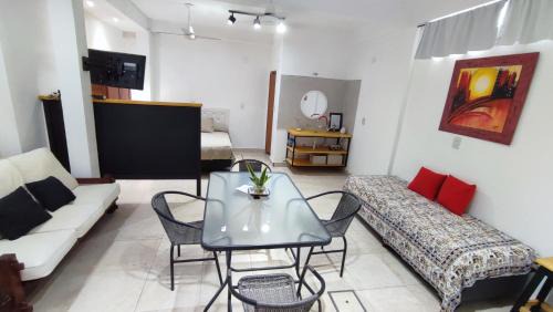 La Banda Apartment | Departamento temporario Banda para 4 personas a 5 min del estadio madre de ciudades y del nodo tecnologico