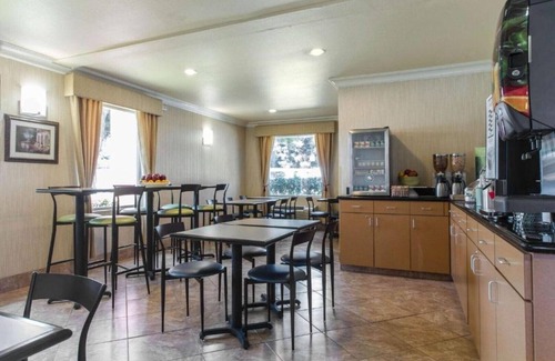 North San Jose House | Dependable value in the heart of Silicon Valley !