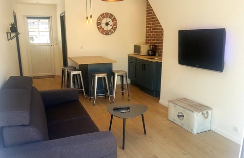 Moulainville House | Dependence on holiday taste