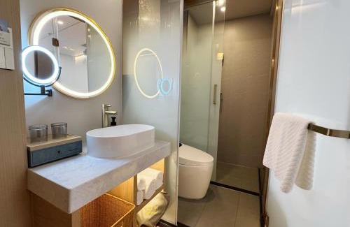Middle Chaoyang Hotel | Dequan Xin Yue Hotel