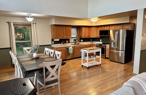 Newfield House | Der Bauernhof: Spacious & Charming Home on Historic Farm in Nature Setting