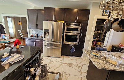 Highlands Douglass House | Derby Dream 4-bedroom house with WiFi and AC in brilliant Louisville