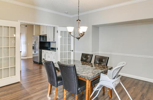 Johnston House | Des Moines Suburb Stay with Spacious Layout and Deck!