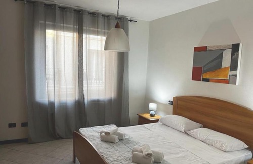 Desenzano del Garda Apartment | DesenzanoLoft Yellow Apartment