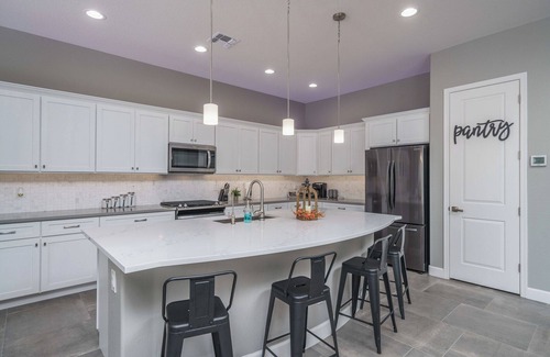 Estrella Mountain Ranch House | Desert Foothill Dream -Community Amenities-Sleeps 6