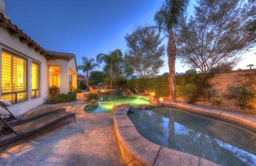 Palm Desert House | Desert Luxury Getaway