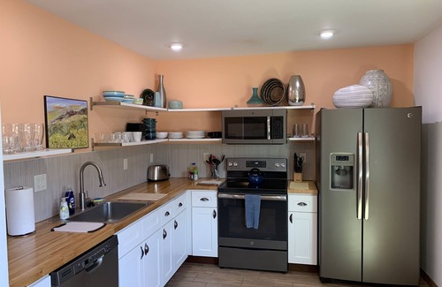 Limberlost House | Desert Morada Casita K: 2 Bedroom 1 Bath Dog Friendly maximum 2-NO OTHER PETS