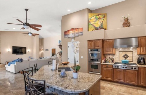 Tatum Ranch House | Desert Oasis in Cavecreek, near Scottsdale with pool and jacuzzi.