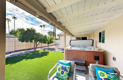 New Papago Parkway House | Desert Paradise